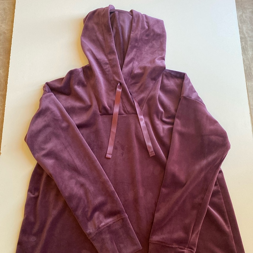 J Jill XS petite hooded maroon soft velour like top